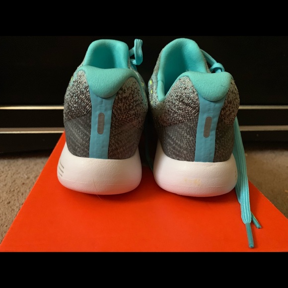 Nike kids shoes - Picture 3 of 8